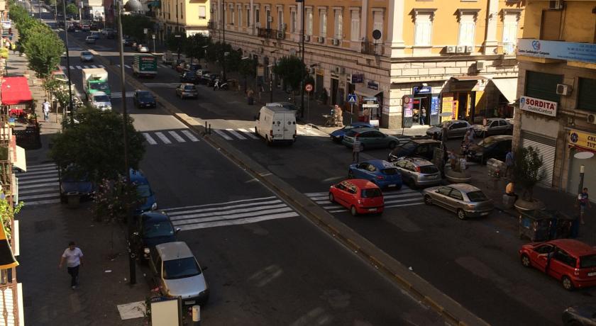 B&B La Maison Bed & Breakfast Napoli